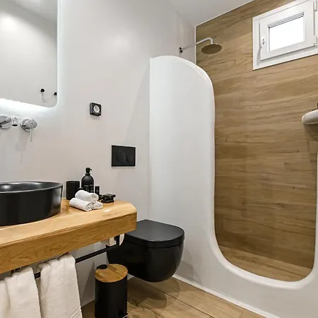 Mythos Luxury * Naxos City